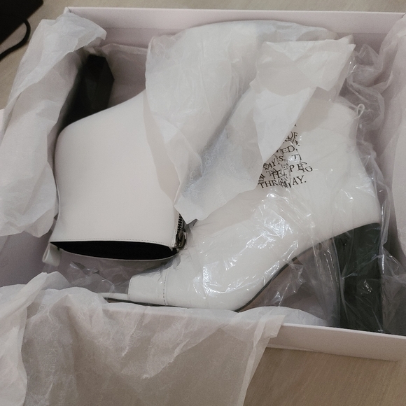 Calvin klein - Picture 7 of 12